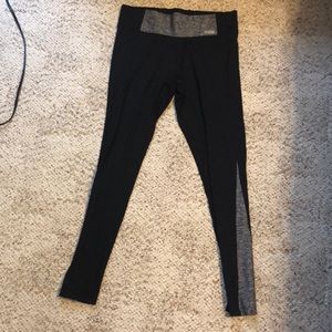 PINK ultimate leggings